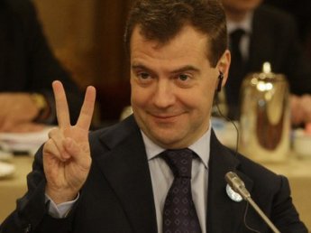 Медведев назвал неприемлемые меры по борьбе с кризисом