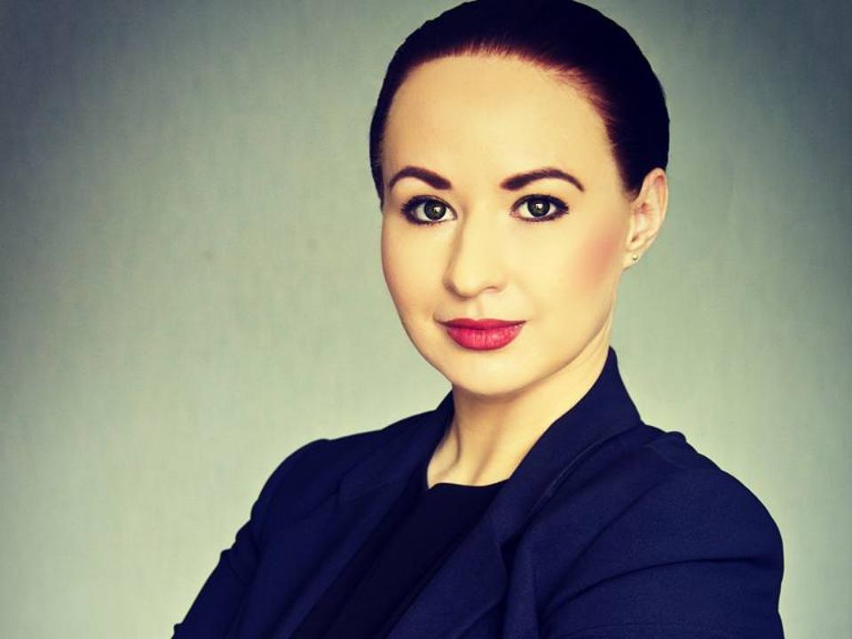В Усть-Илимске на выборах мэра победила 28-летняя домохозяйка, обошедшая единоросса