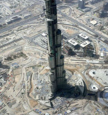 Самый большой и самый маленький небоскреб в мире