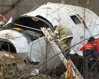 Самолет Качиньского разбился на множество версий