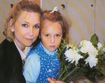 Актриса Наталья Захарова: «Я вышла из тюрьмы, но не знаю, где искать свою дочь!»