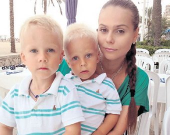 Ксения Новикова вернула похищенных детей!