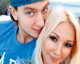 41-летняя Лера Кудрявцева выходит замуж за 25-летнего хоккеиста