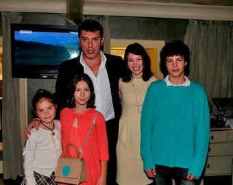 Все дети Немцова просят признать их потерпевшими