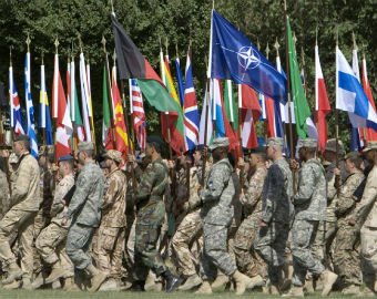 Генерал-лейтенант Ходжес: НАТО не успеет защитить страны Балтии
