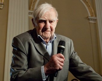 «Что такое — 42 миллиона погибших? Это не цифра. Это одиночество»