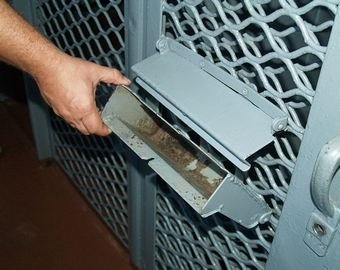 Спецвагон: белья нет, матрасов нет, телевизора нет. Пассажиры не знают, куда их везут