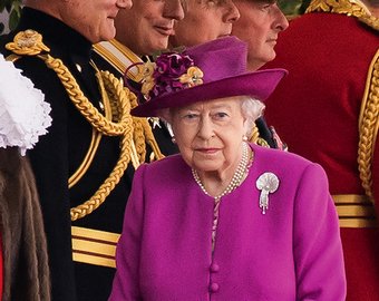 Почему увольняются личные помощники Елизаветы II, принца Чарльза, принца Уильма и Кейт Миддлтон