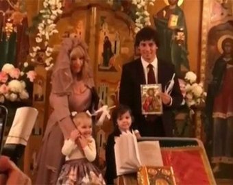 «Отныне и вовеки веков»: звездные пары, обвенчавшиеся после долгих лет семейной жизни