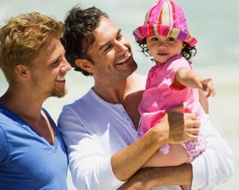 «Радужное будущее». О детях в ЛГБТ-семьях