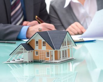 Снос хижинам, война дворцам