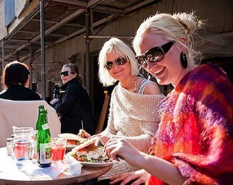 Рецепты счастья со всего света: Уют по-датски, сдержанность по-шведски и смысл жизни по-японски