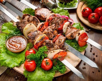 Пять безотказных лайфхаков, которые сделают шашлык божественно вкусным