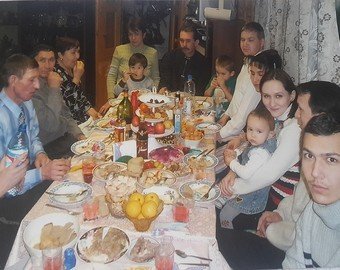 «Нас просто выкинули!»: уфимскую семью с тремя детьми выселяют из дома, где они прожили 30 лет