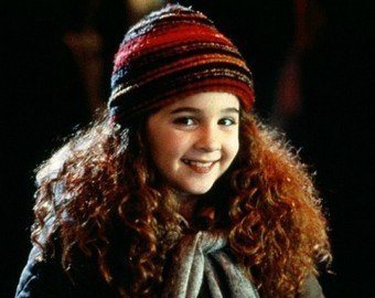 Кудряшка Сью лечилась от алкоголизма, а мальчика из "Игрушки" поклонники довели до нервного срыва