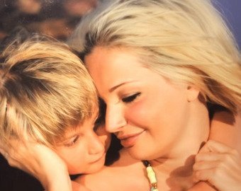 Бросившая сына Мария Максакова: «Илья, у тебя, наверное, сменился телефон»