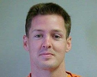 Серийный маньяк оставлял отзывы на Amazon об оружии, которым пытал и убивал