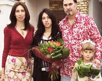 Не единственная моя: знаменитые мужчины, жившие на две семьи