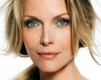 Помада не старит: почему краситься после 40 можно и нужно