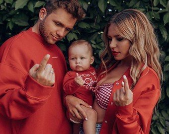 Две квартиры, машины, соцсети. Что будут делить Дакота и Соколовский при разводе