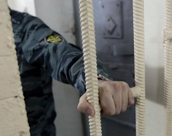 Как и за что пытают в тюрьмах и СИЗО: откровения сотрудника ФСИН