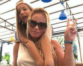 Дана Борисова обратилась в органы опеки: «Дочь боится идти в школу из-за угроз отца»