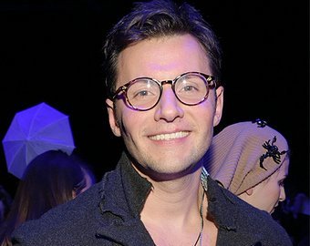 Вячеслав Манучаров: «В 90-е мы с мамой мыли подъезды»