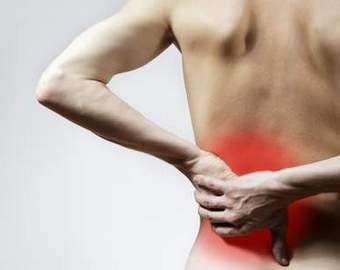 Почему болит спина? 6 неочевидных причин и лечение