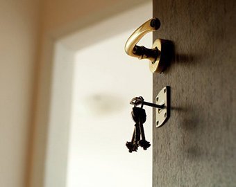 "Заказала родную сестру". Квартирный вопрос испортил не только москвичей