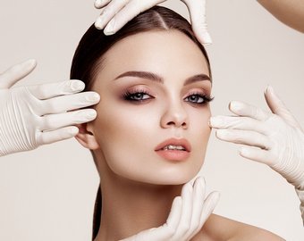 "Люди совершают большую ошибку, когда отправляются к пластическому хирургу, как в салон красоты"