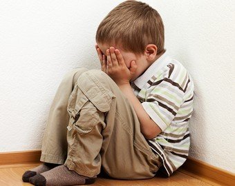 «Я ударила своего ребенка. Это нормально?»