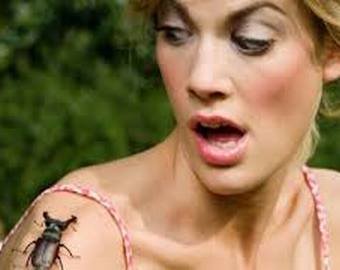 Ужасные клоуны и зеркала: самые странные фобии знаменитостей