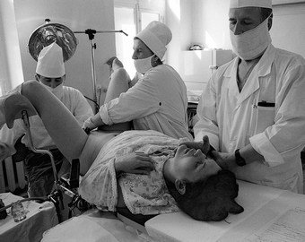 Последствия запрета абортов в СССР: «Часто это заканчивалось смертью»