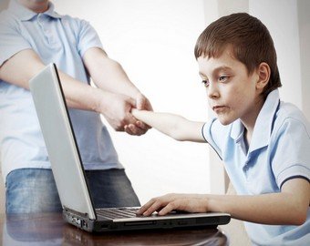 Почему родителям никогда нельзя ломать пароли от страниц детей в соцсетях