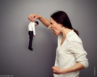 Психотерапевт о разводах из-за лайков: что делать с ревностью и как назначить цену обиде
