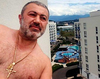 Эксперты подтвердили: Убитый собственными дочерьми Михаил Хачатурян насиловал их
