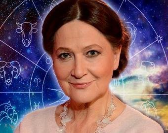 Как звезды заказывают себе гороскопы за 300 тысяч рублей и сверяют жизнь по календарям экстрасенсов