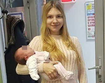 Пользователи соцсетей затравили курьершу, которая в 19 лет в Москве с двумя детьми вкалывает на трех работах