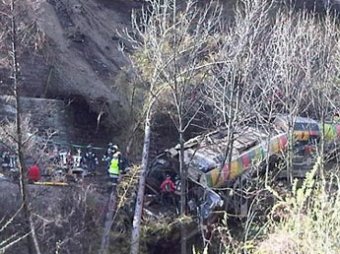 В Италии сошел с рельсов поезд: 6 погибших
