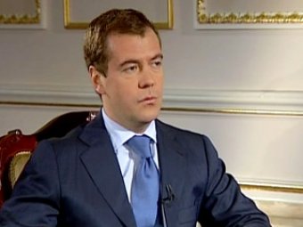 Медведев не поздравил с Днем Победы лидеров трех стран
