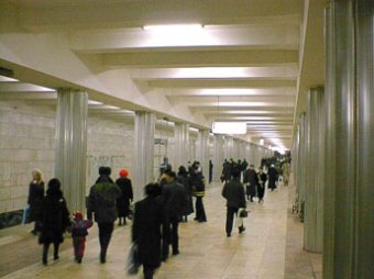 Подростки устроили поножовщину на станции метро
