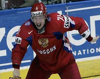 Хоккеисты сборной России обыграли Казахстан — 4:1