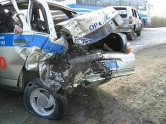 Нападение на пост ДПС в Перми: один убит, взорвана машина