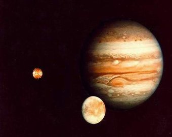 Неопознанное небесное тело врезалось в Юпитер