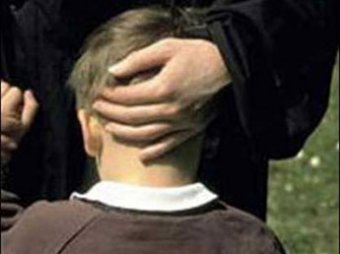 В Австралии священник-садист получил срок за изнасилование 25 детей