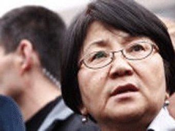 Отунбаева стала первой женщиной-президентом СНГ