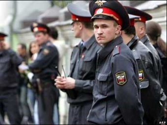 Медведев заявил, что милицию переименуют в полицию