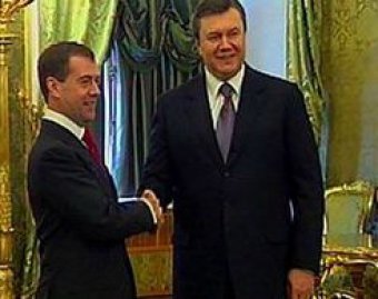 Очередной "ляп" Януковича попал в Сеть: он перепутал Медведева с Путиным