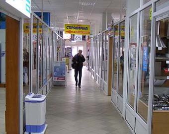 В Москве в туалете торгового центра погиб школьник