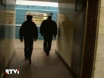Пьяный москвич устроил резню "розочкой" в метро